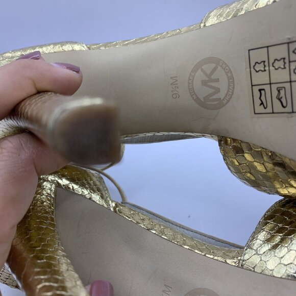 Michael Kors Brenna T Strap Peep Toe Sandal metallic gold High Heels Sz 9.5M E2 - Picture 7 of 7